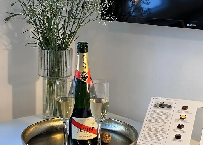 100m Od Morza * سوبوت